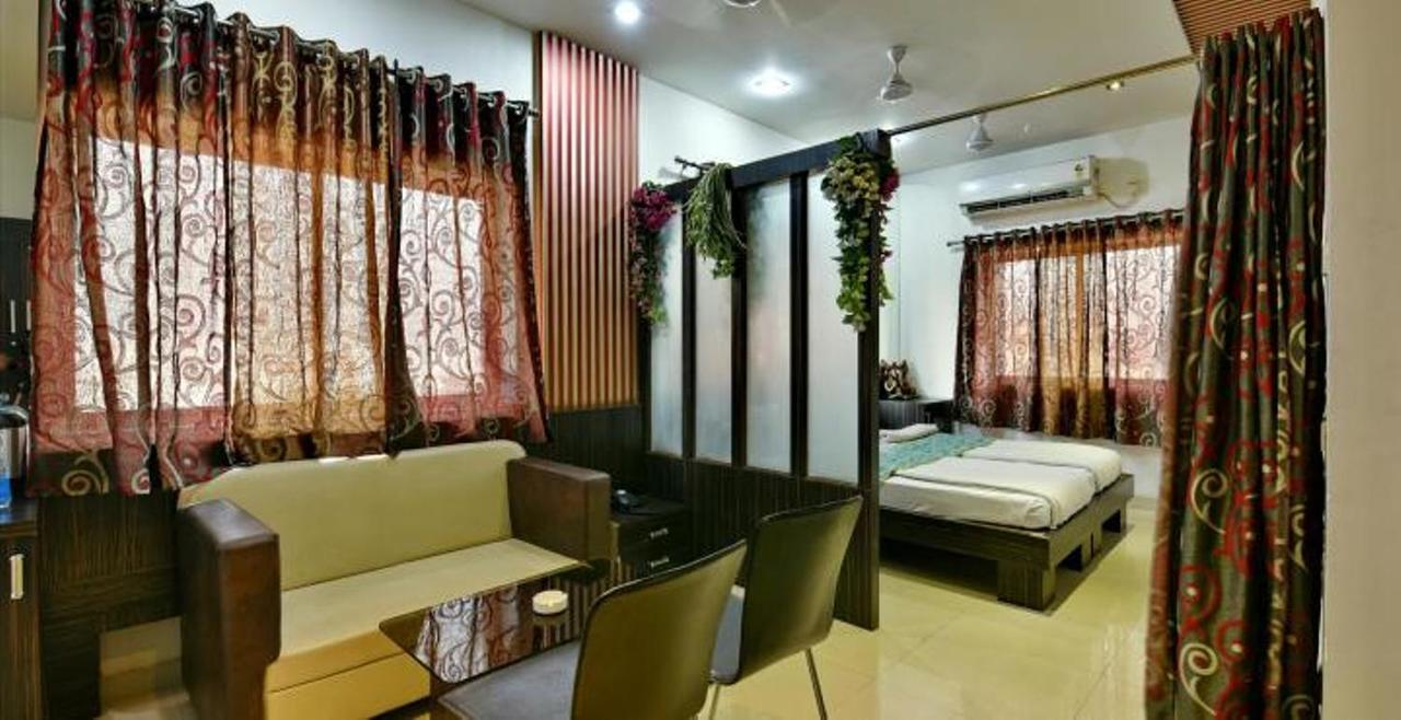 Hotel Pink Pearl Raigarh 외부 사진